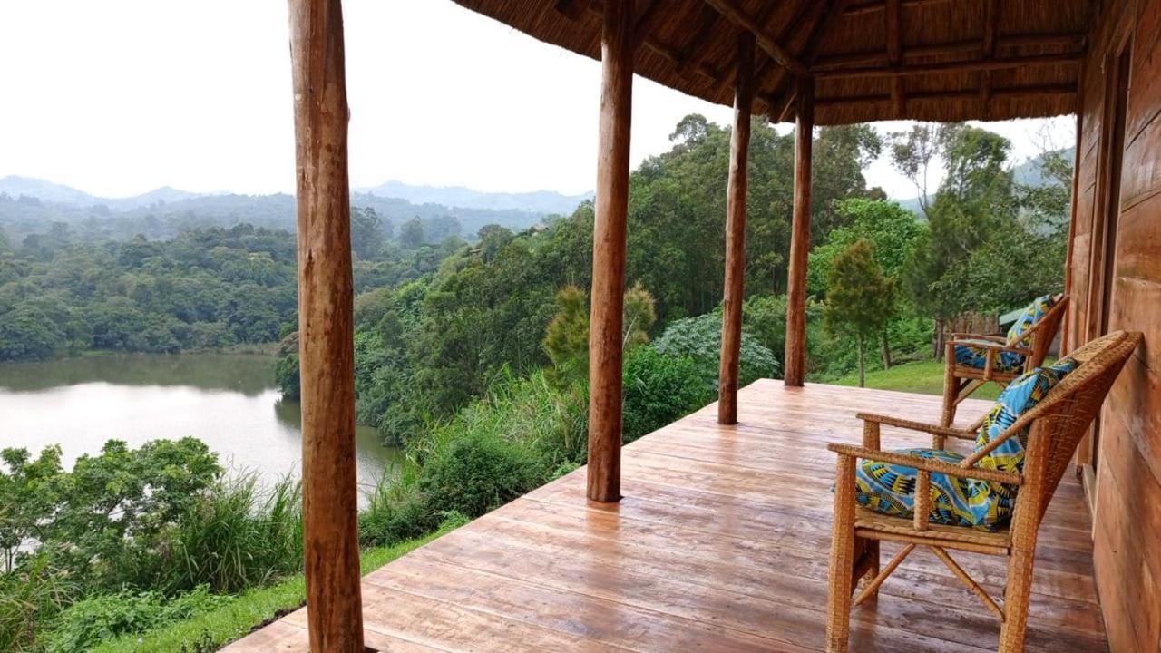 Mwamba Kelele Lodge Fort Portal Exterior foto