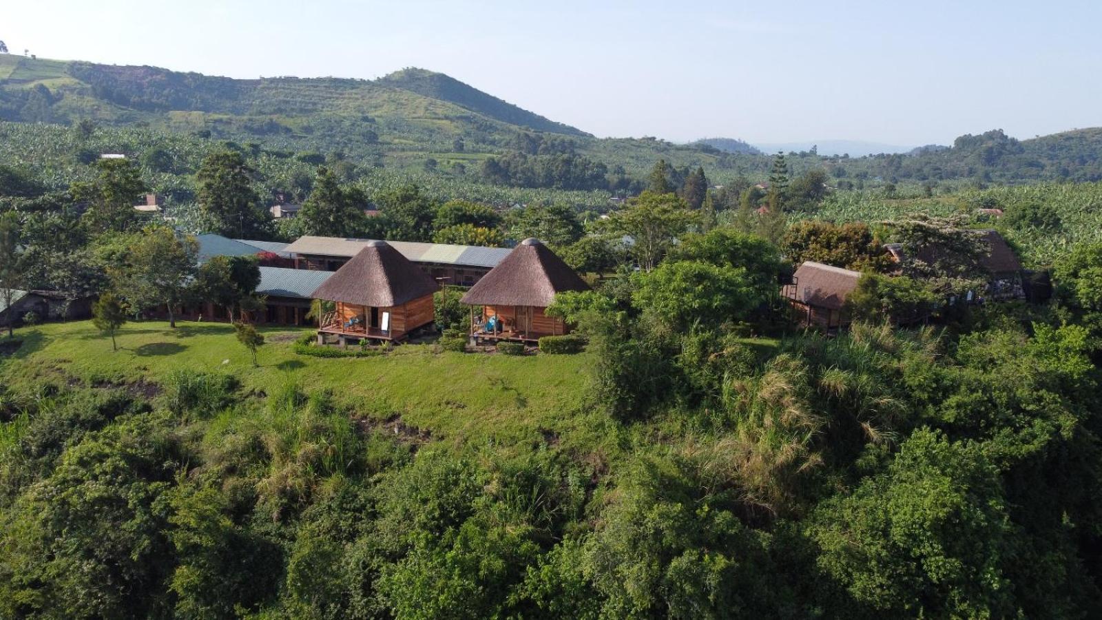 Mwamba Kelele Lodge Fort Portal Exterior foto